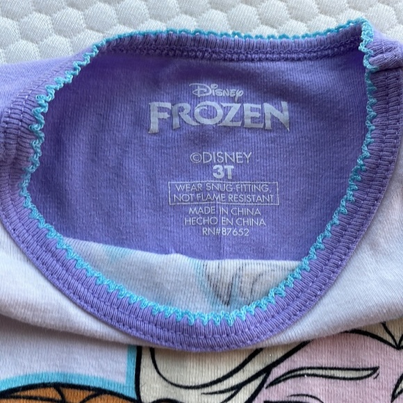 Disney Frozen Pajamas Size 3T - Picture 2 of 6
